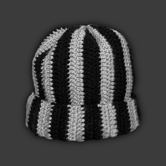 FITTED BEANIE
